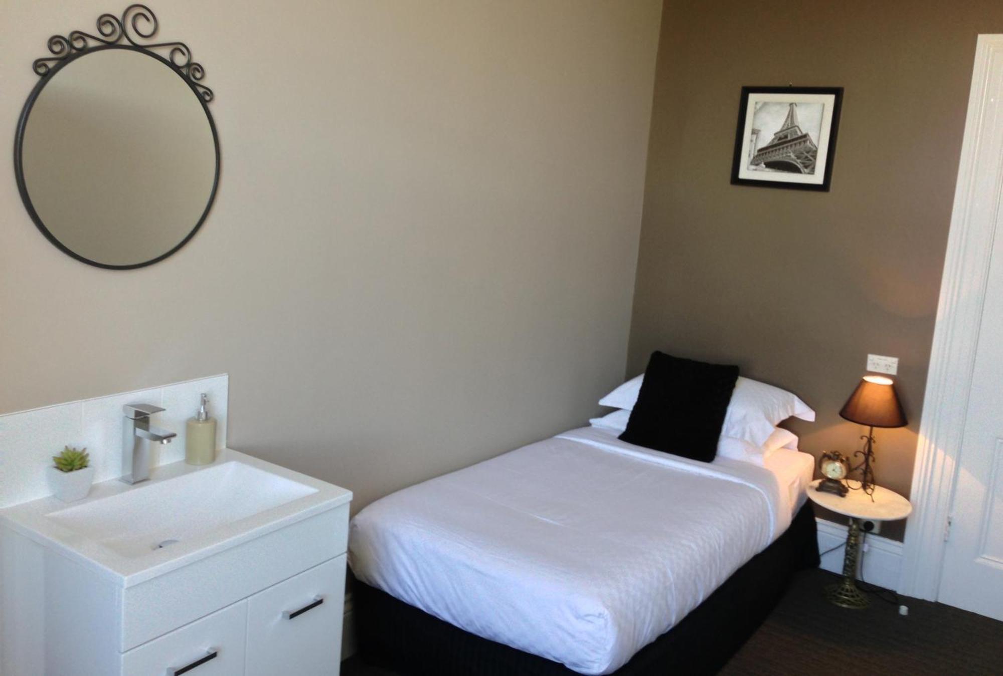 Centennial Inn On Bathurst Launceston Esterno foto